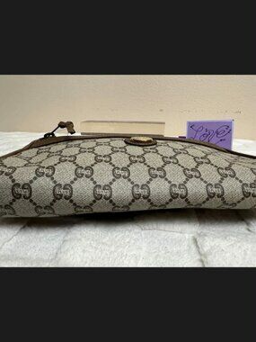 Gucci Plus Vintage Clutch